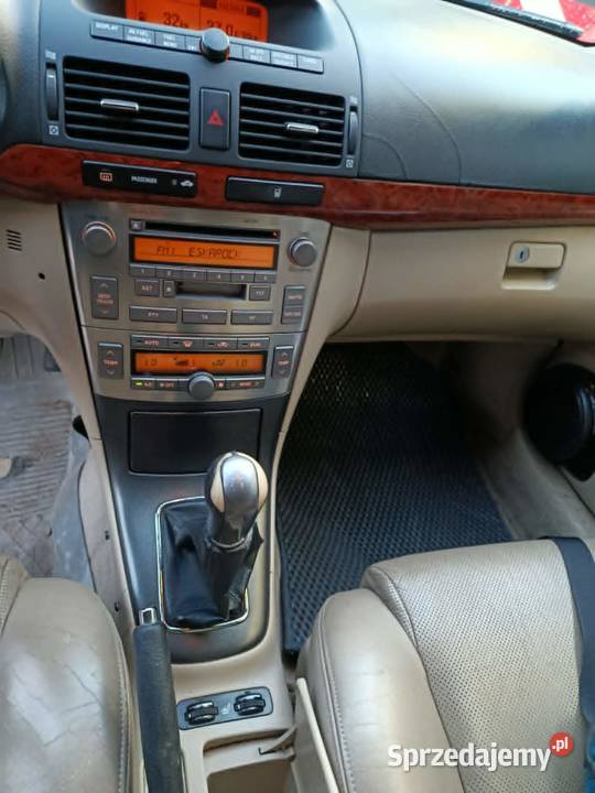 TOYOTA AVENSIS T25 20 BENZYNA FULL Avensis Warszawa