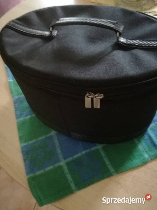 Kuferek w kolorze czarnym Paprocki Brzozowski lubelskie Lublin