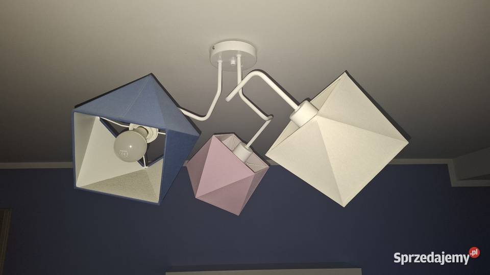 Lampa sufitowa żyrandol diament 3 klosze różowa