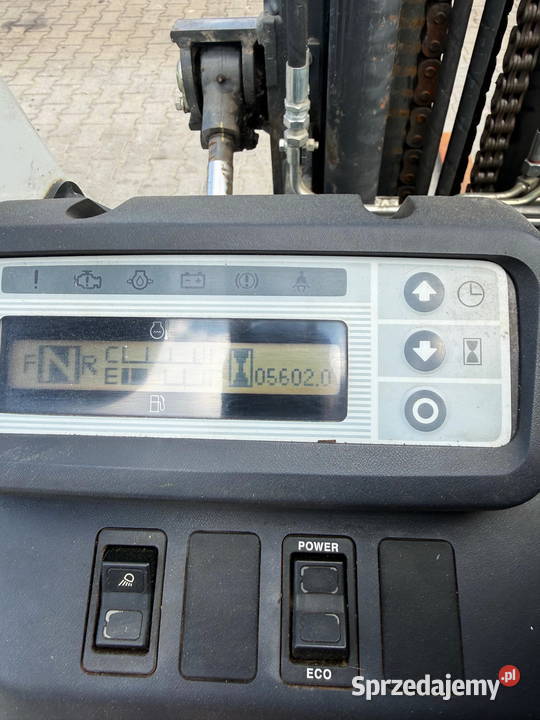 wózek widłowy NISSAN FD32 diesel Triplex 550m Działoszyn