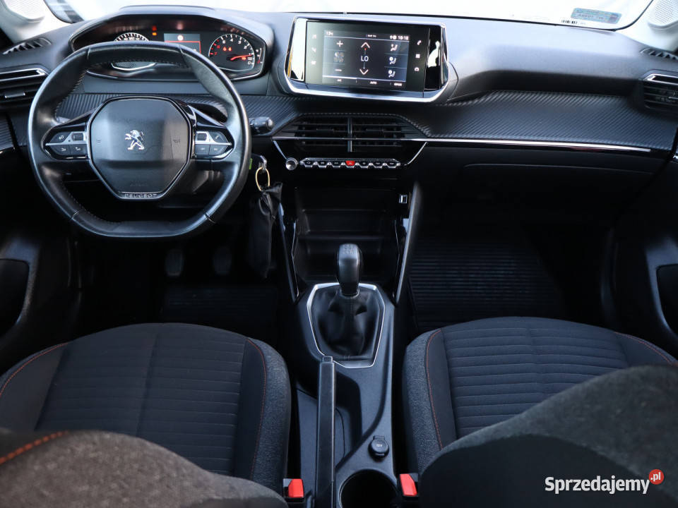 Peugeot 208 12 PureTech Bielany Wrocławskie