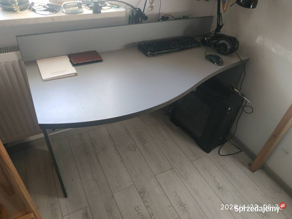 Biurko młodzieżowe 130cm