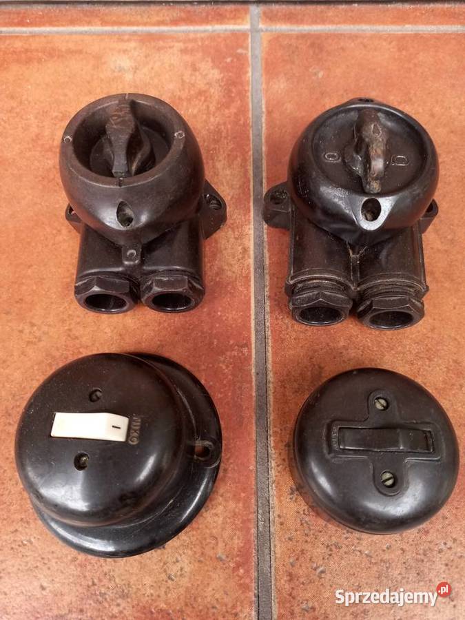 Stare wyłączniki instalacyjne PRL vintage loft wielkopolskie Rawicz