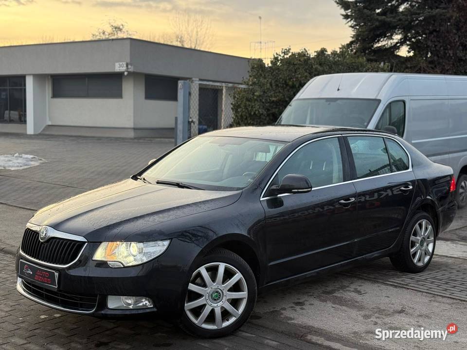 Skoda Superb II 14 14 Benzyna 122 2011r 296 000 1390cm3 Częstochowa
