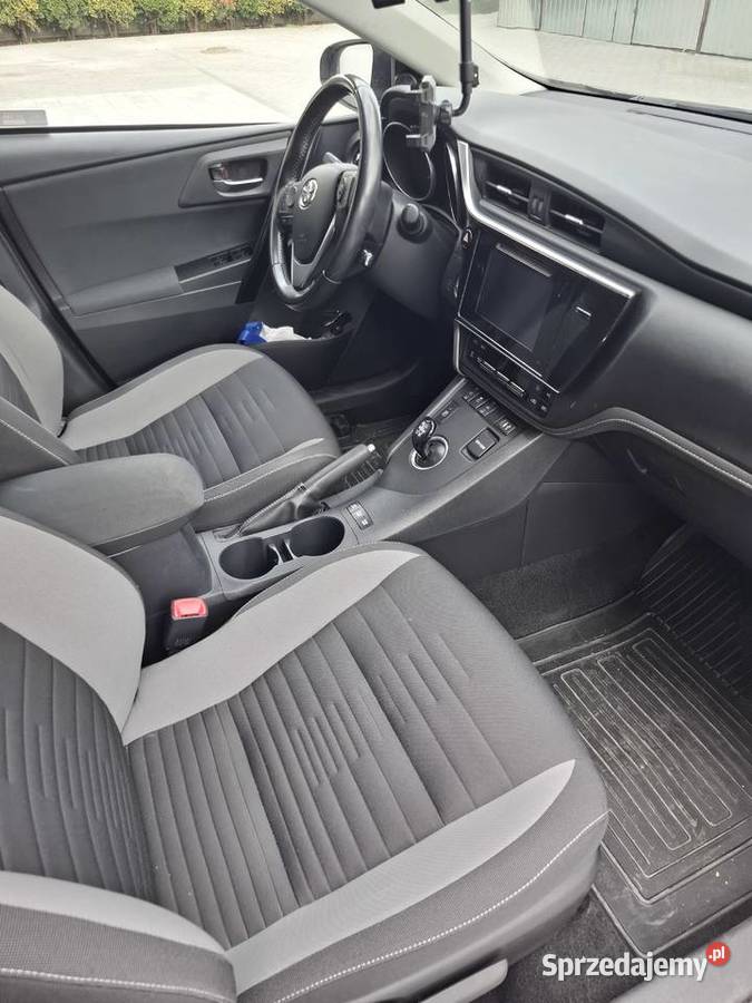 Sprzedam Aurisa hybrydę Marki