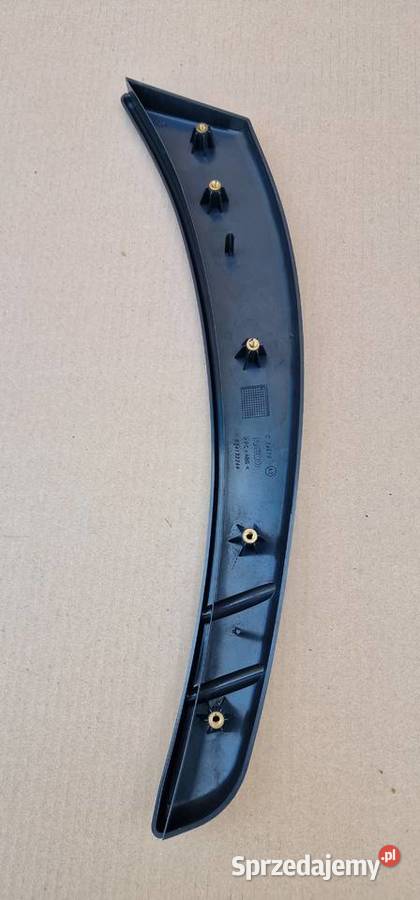 IVECO STRALIS LISTWA POSZERZENIE BŁOTNIKA PRAWA Bieleń sprzedam