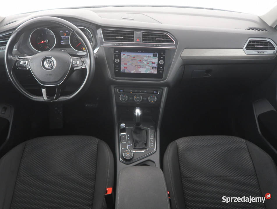 VW Tiguan Allspace 20 TSI nawigacja