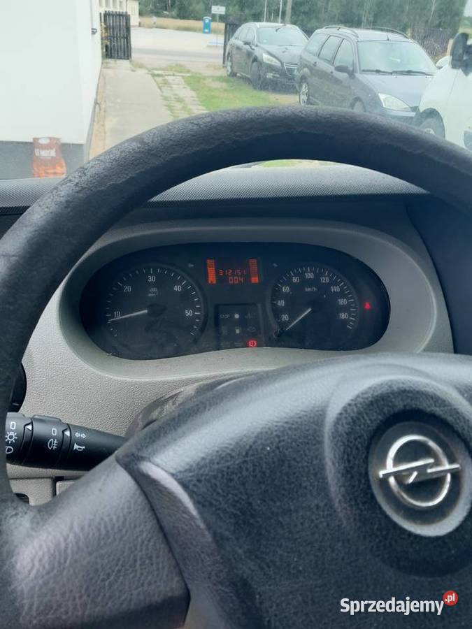 Opel Movano izoterma z windą diesel