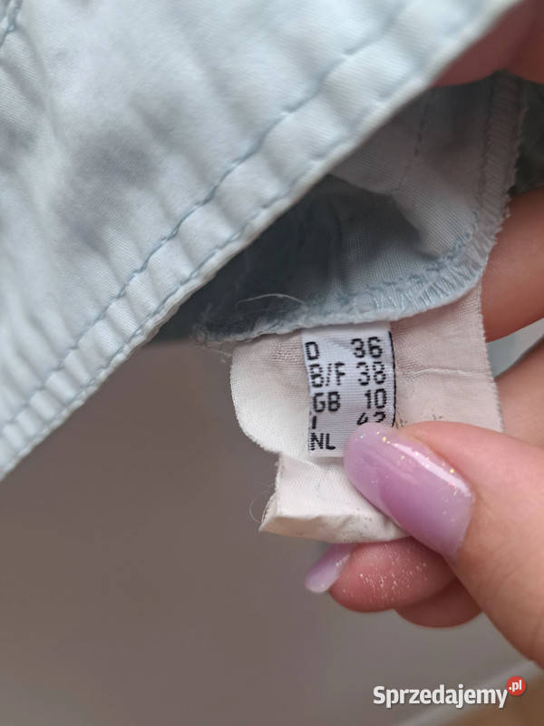 Jasnoniebieska kurtka Brunetti rozmiar 38 niebieski sprzedam