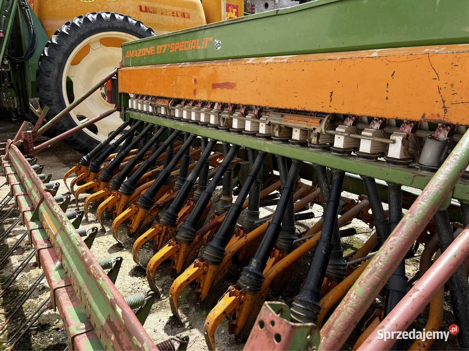 Siewnik zbożowy AMAZONE D7 Special 2 II 3 m Marcinowice sprzedam