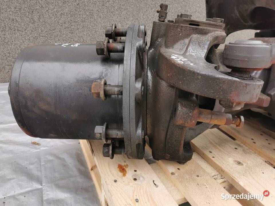 Zwolnica Zwrotnica lewa Claas Axion Carraro 2055 Wilkowo sprzedam