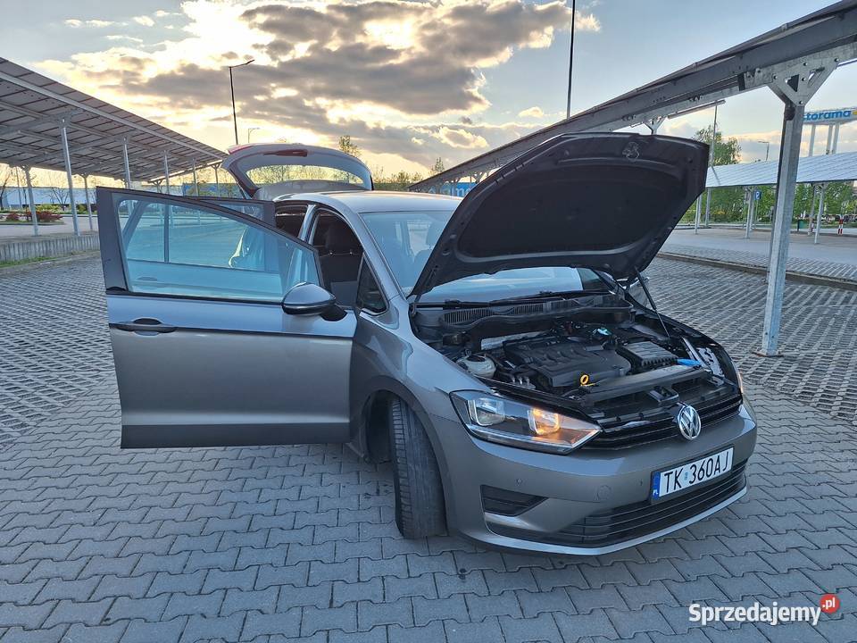 VOLKSWAGEN GOLF SPORTSVAN samochód osobowy 4/5
