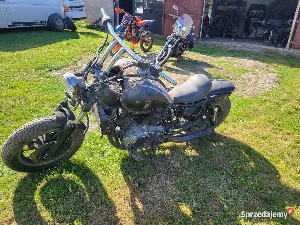 Suzuki gv 1400