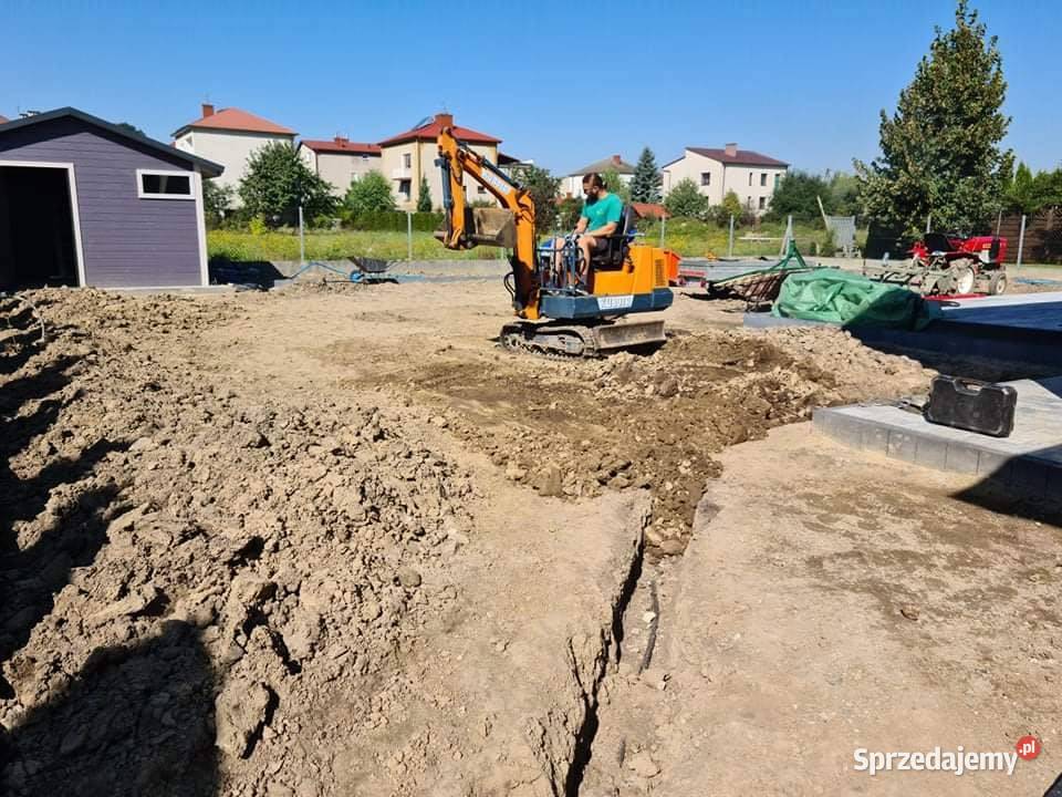 Przygotowanie podłoża pod Trawnik Ogrody ogród