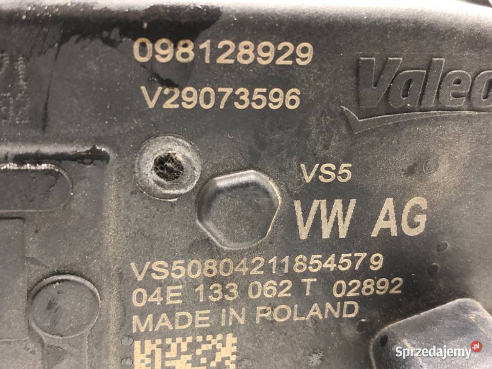 PRZEPUSTNICA AUDI Q3 II 04E133062T 15 150 ZAWÓR Części samochodowe podkarpackie sprzedam