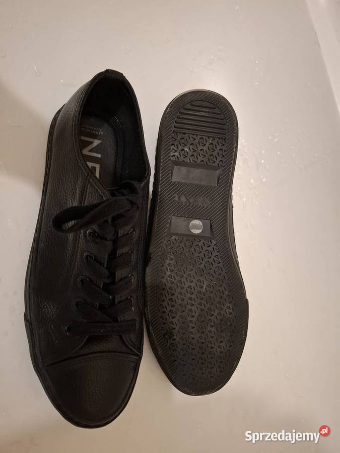Trampki młodzieżowe nowe uniseks Next rozmiar 41 inna Akcesoria Łomża