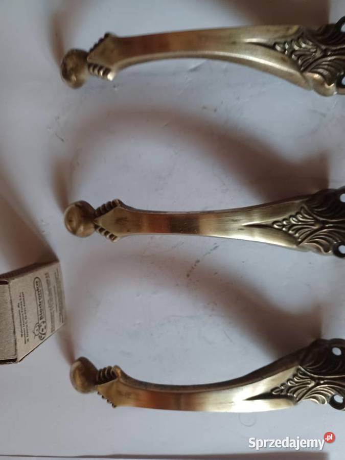 Komplet czterech pięknych dużych wieszaków wielkopolskie