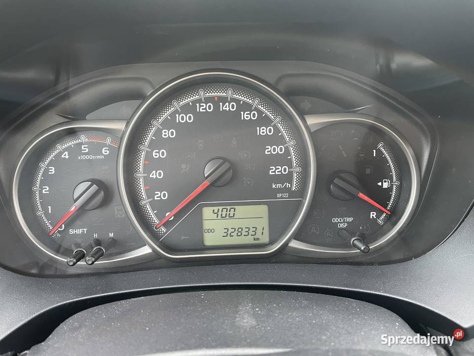 Toyota yaris van 14 d Yaris Szydłowiec sprzedam