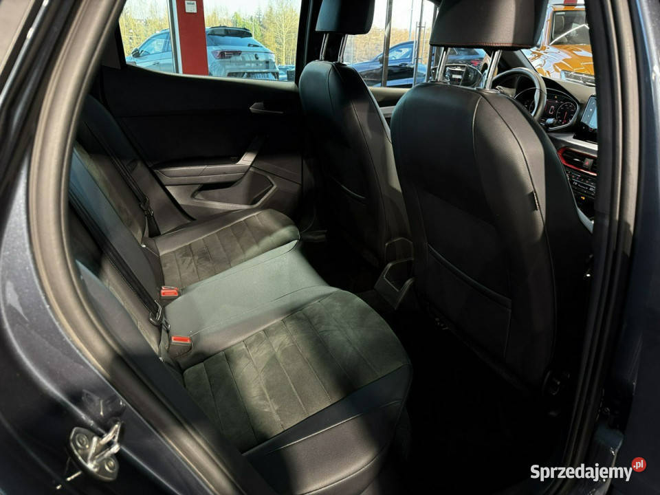 Seat Arona FR 10TSI 110 M6 20222023 r salon fa benzyna Myślenice