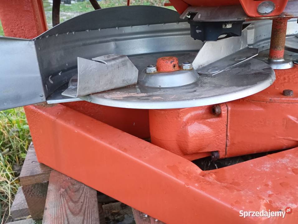 Rozsiewacz rauch zsb 900 nadstawka nieuszkodzony