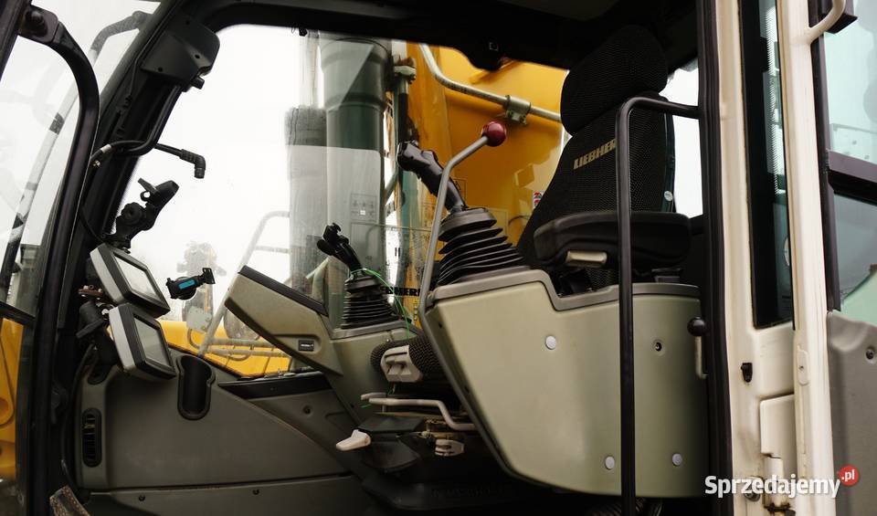 Koparka gąsienicowa Liebherr R 936 2016 świętokrzyskie Jeziorko