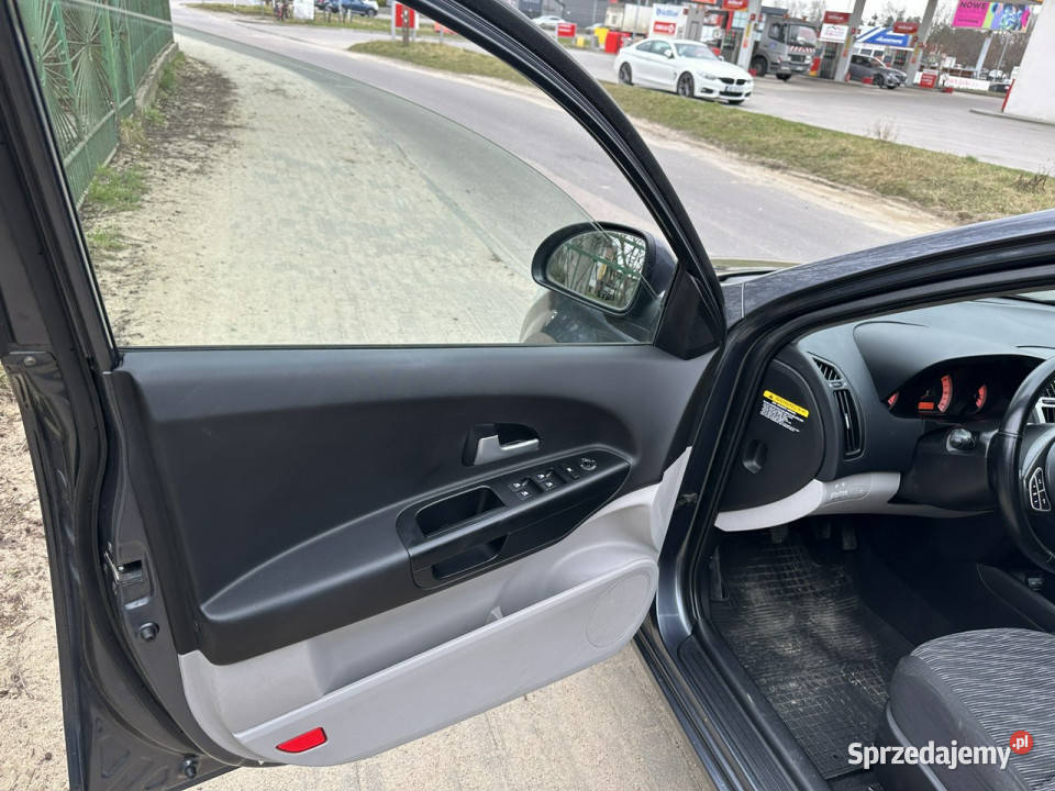 Kia Ceed Klimatronik 8 airbag alufelgi auto wspomaganie kierownicy pomorskie Wejherowo