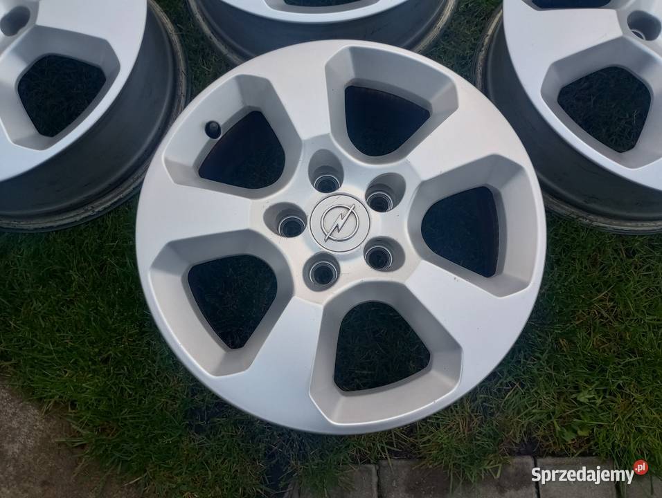 16 5x110 et37 Alufelgi Opel Astra Signum Vectra kujawsko-pomorskie Włocławek sprzedam