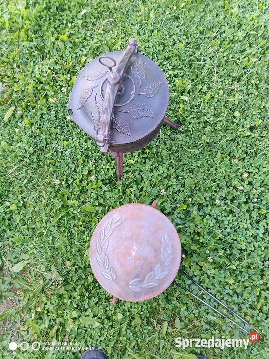 Kociołek żeliwny garnek żeliwny Bobrek