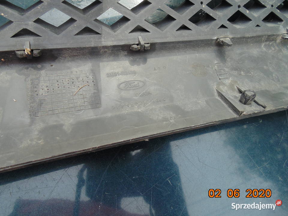 Grill atrapa chłodnicy Ford Focus c 0307 znaczek osobowe Atrapy małopolskie