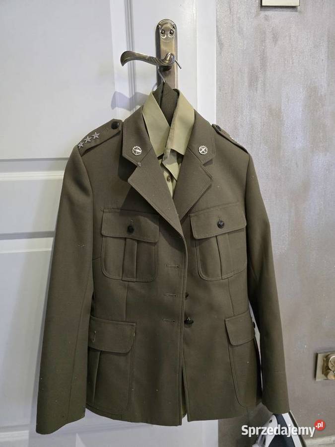 Sprzedam mundury wojskowe Marki