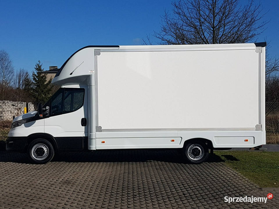 Iveco Daily KONTENER NISKOPODŁOGOWY 443x223x242 elektryczne lusterka Poręba
