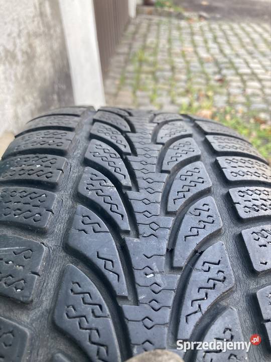 Opony zimowe Nokian W 20555 r 16 Bytom sprzedam