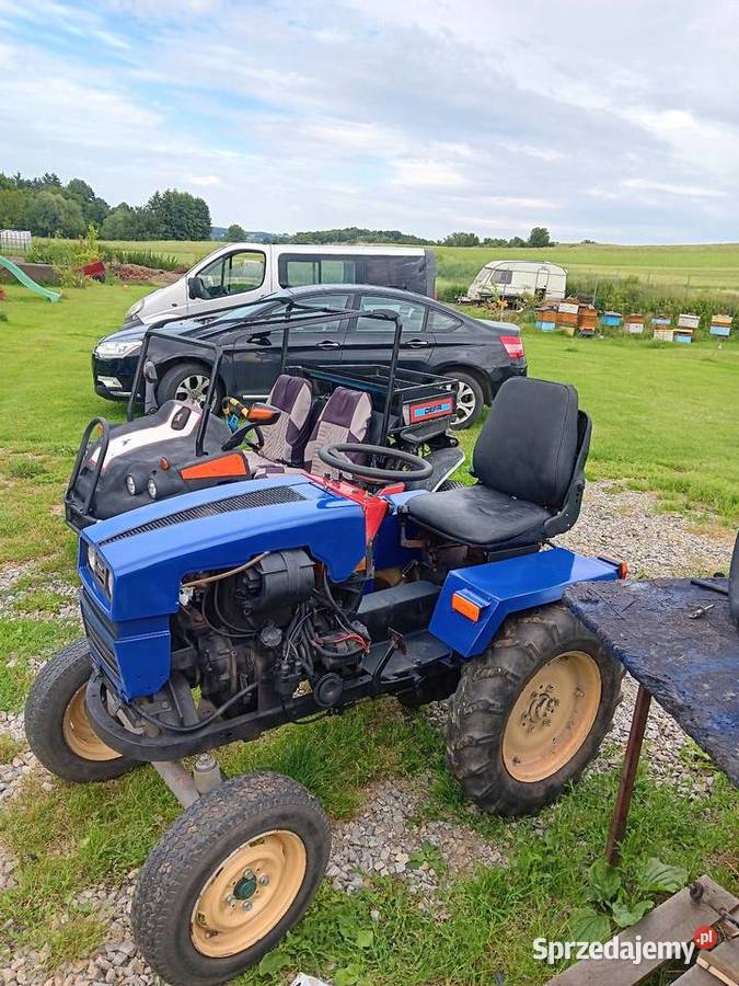 Traktorek sam 126p Kamieniec Ząbkowicki