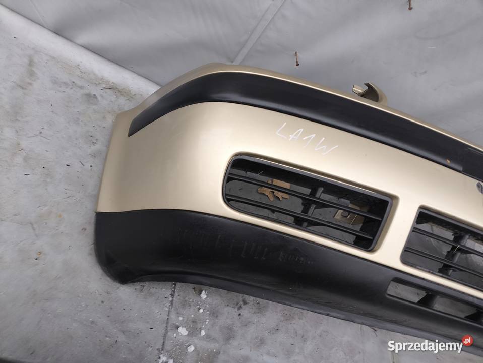 VOLKSWAGEN VW GOLF IV ZDERZAK PRZEDNI PRZÓD LA1W Radom