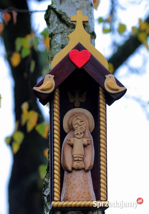 kapliczka ludowa z Marią i dzieciątkiem Jezus Gniezno
