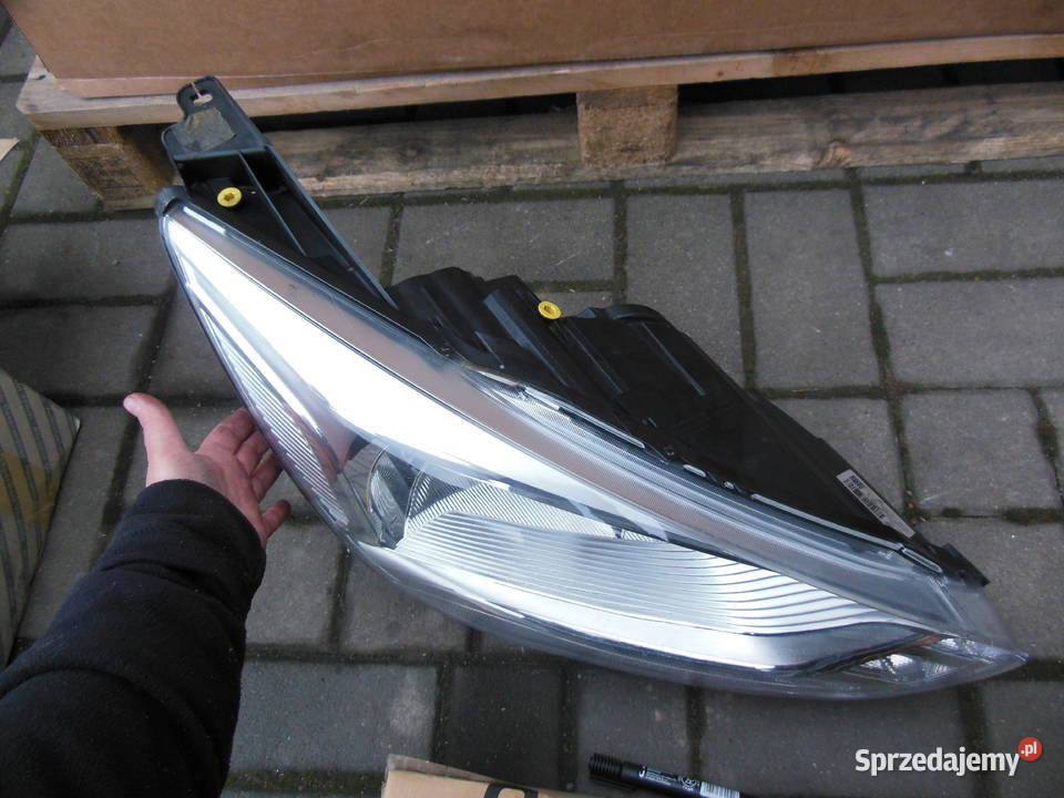 Ford C mk2 lift LED Reflektor lampa prawa osobowe Kozy