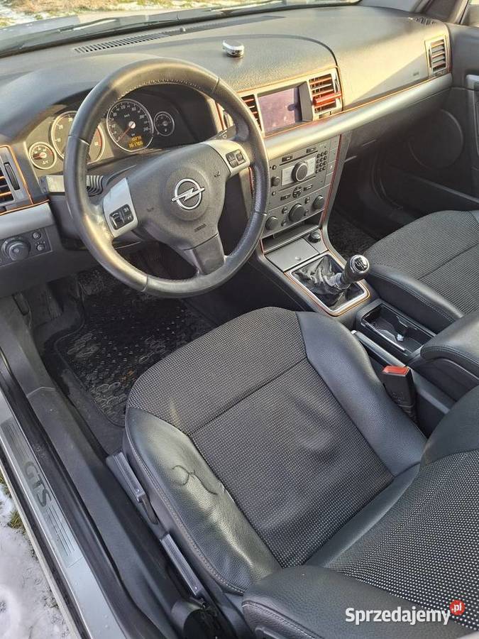 Opel Vectra C 19 CDTI GTS Wierzchowiska Pierwsze
