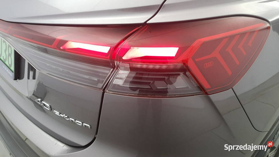 Audi Q4 etron 40 77kWh Advanced Z Polskiego czujnik zmierzchu Samochody osobowe Warszawa