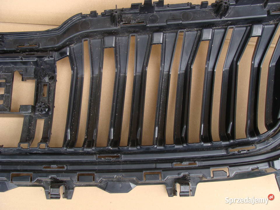 GRILL ATRAPA SKODA KODIAQ 565853653G