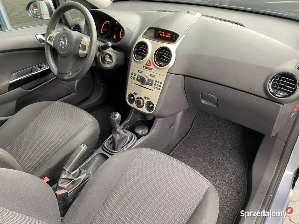 Opel Corsa klimatyzacja multifunkcja el szyby szary Żory