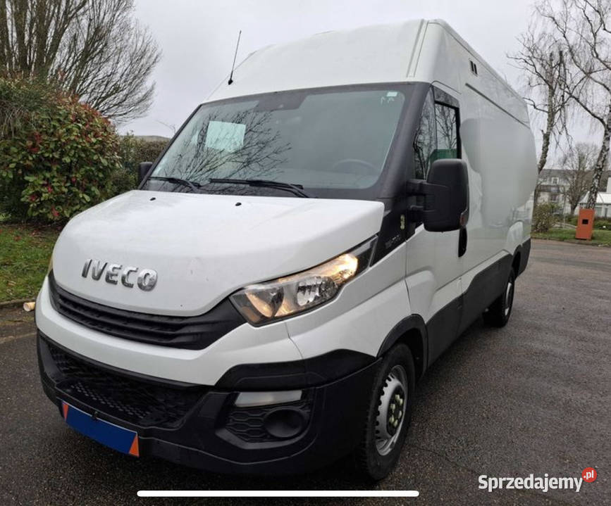 Iveco Daily 23 Diesel 35s 3520L import Hiszpania diesel Zakopane