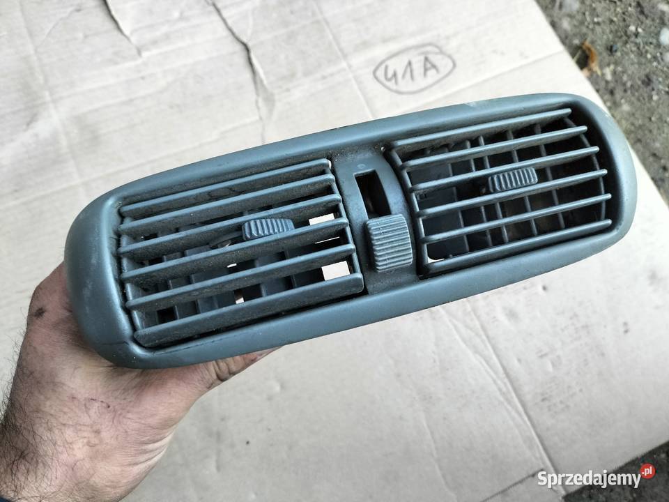 FIAT SEICENTO ŚRODKOWA KRATKA NAWIEWU SIWA Kamień-Kolonia sprzedam