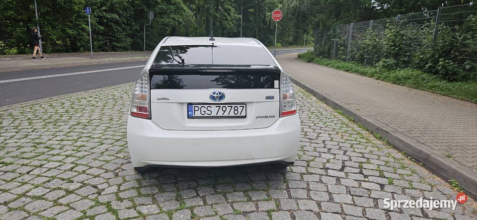 Toyota prius hybrid 2009 136 automatyczna Pogorzela