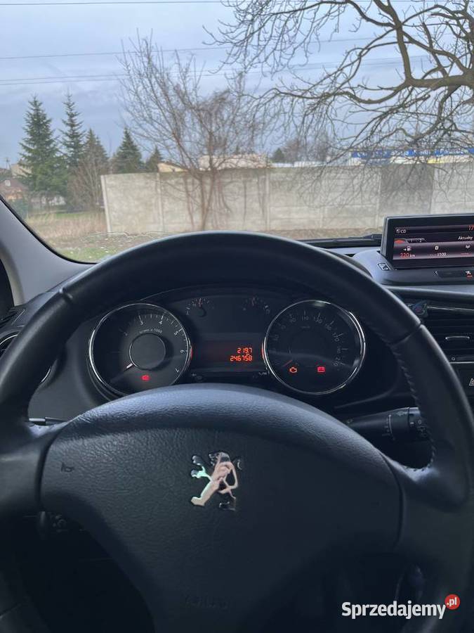 Peugeot 3008 16 VTI 2011r gniazdo AUX Suchoczasy