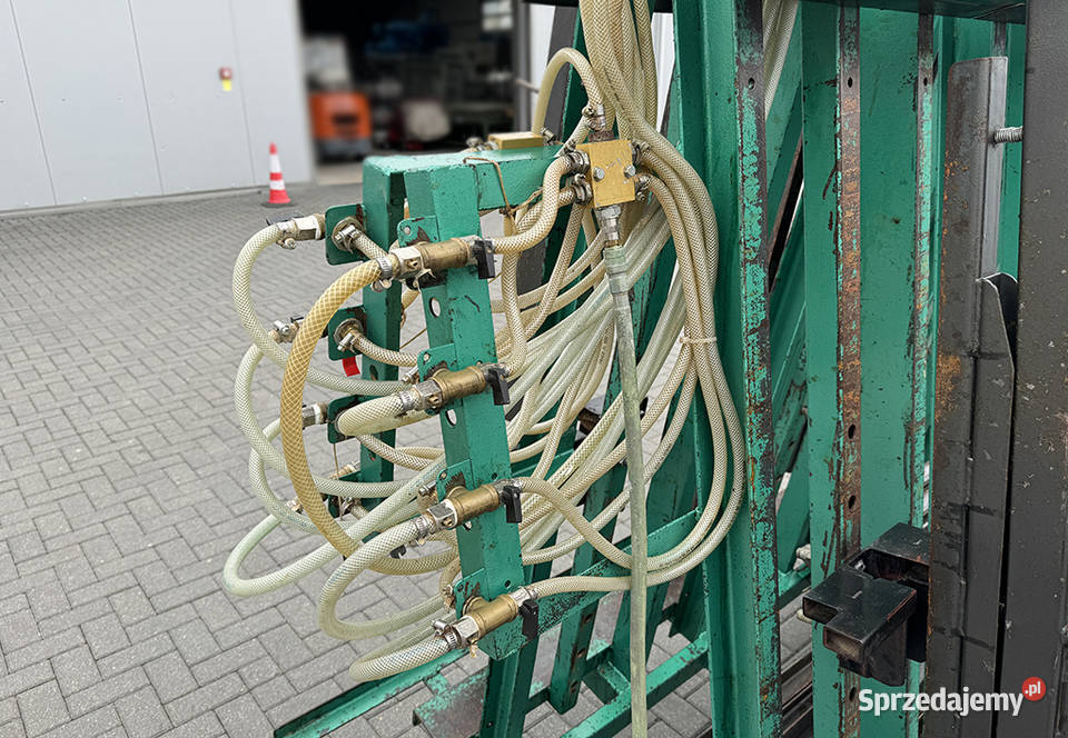Prasa pneumatyczna trapezowa dwustronna TechFa Sierakowska Huta