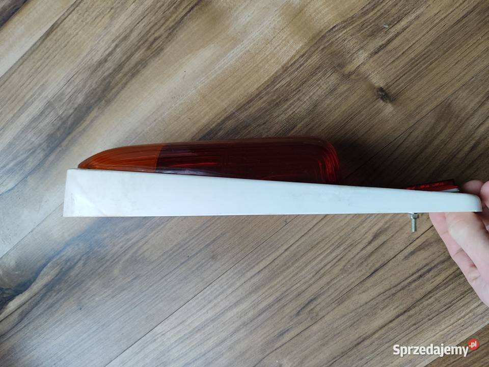 lampa tylna nowa Trabant osobowe