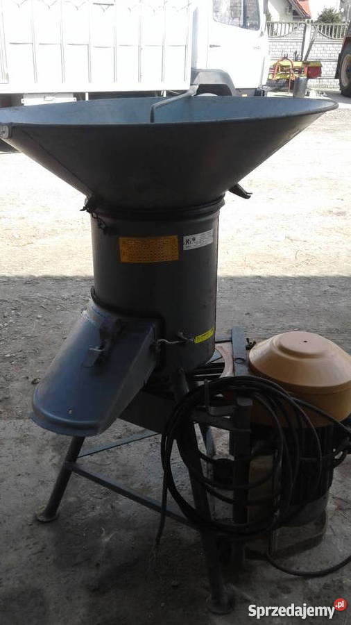 Śrutownik bijakowy bąk Bodzentyn