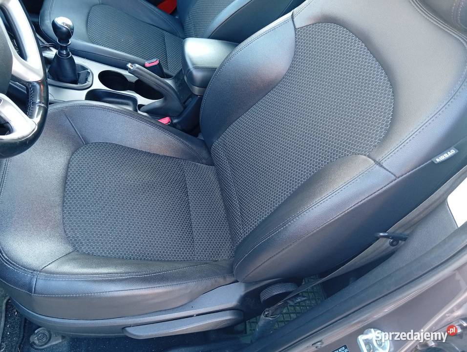 Hyundai IX35 20 CRDi stan idealny 2000cm3 Ubieszyn sprzedam