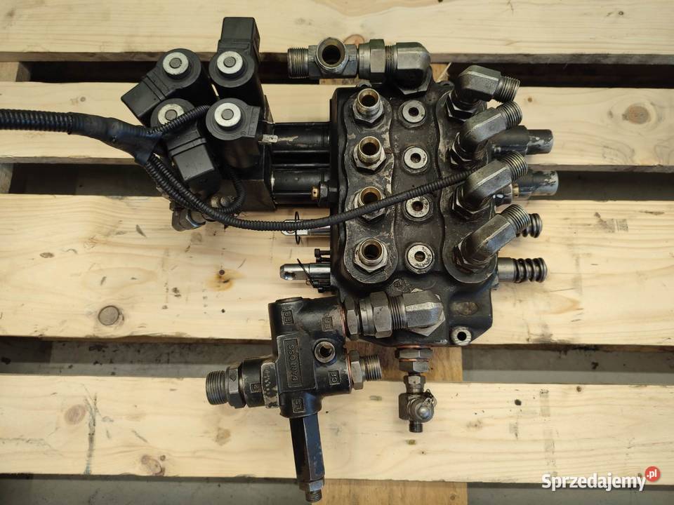 Rozdzielacz hydrauliczny TEREX 2506 Wilkowo