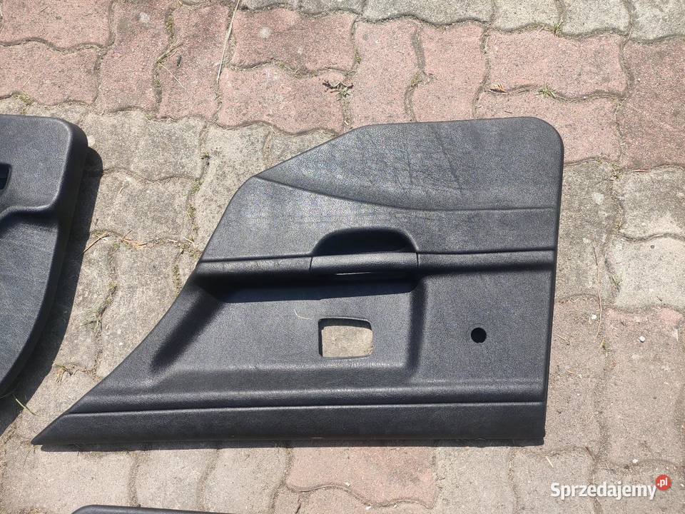 Boczki BMW E36 sedan Części samochodowe Rzeszów